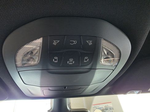 New 2026 Chrysler Pacifica Select AWD/4WD image 12
