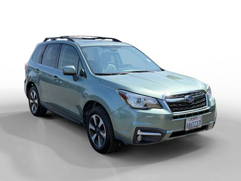 Used 2018 Subaru Forester 2.5i Limited AWD/4WD image 7