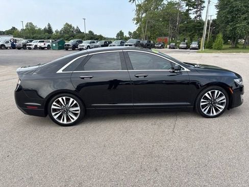 Used 2017 Lincoln MKZ Reserve w/ Climate Package AWD/4WD image 2