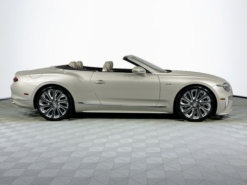 New 2026 Bentley Continental Mulliner image 4