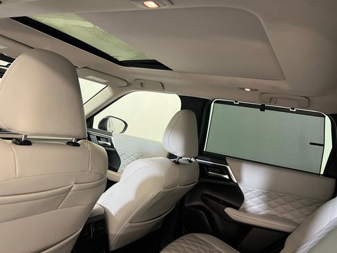 Used 2023 Mitsubishi Outlander SEL 40th Anniversary image 32