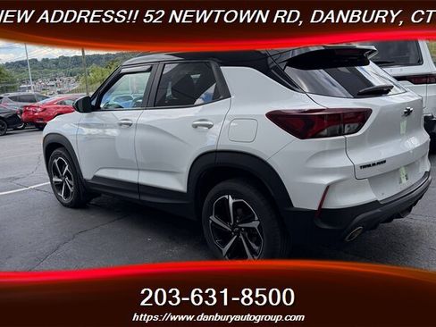Used 2023 Chevrolet TrailBlazer RS w/ Convenience Package FWD image 3