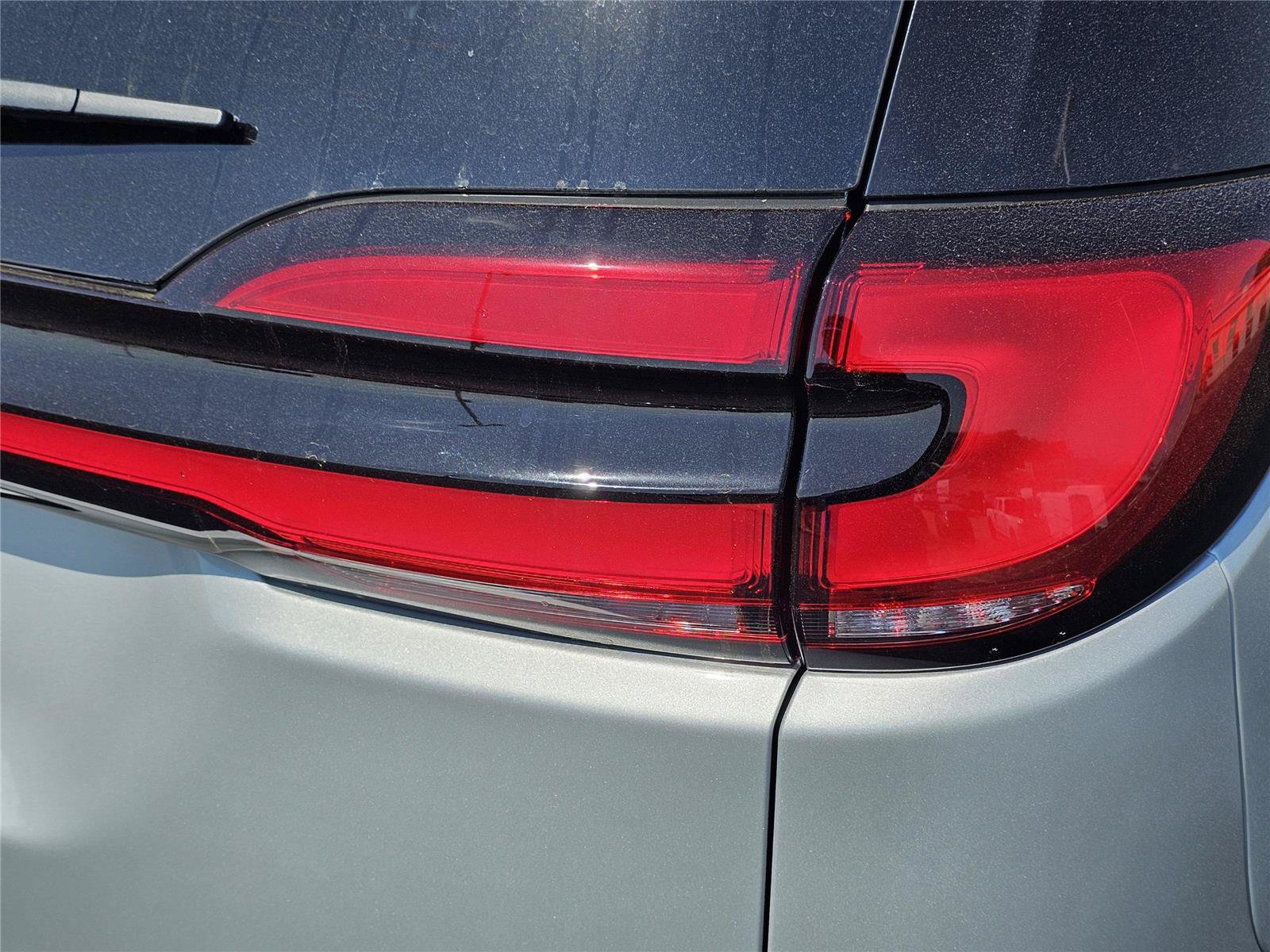 New 2026 Chrysler Pacifica Select w/ S Appearance Package FWD image 9