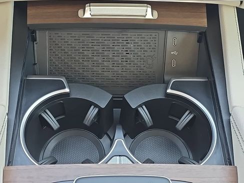 New 2026 Mercedes-Benz GLS 450 4MATIC image 21