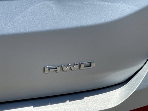 Certified 2022 GMC Terrain SLT AWD/4WD image 28