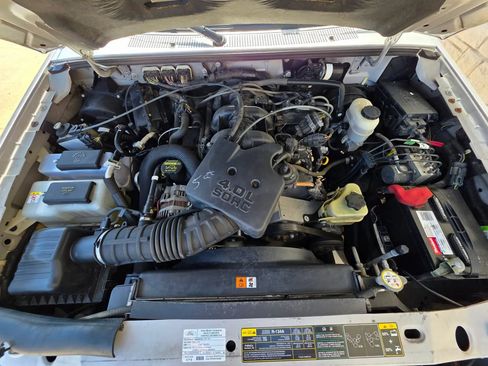 Used 2011 Ford Ranger XLT AWD/4WD image 25