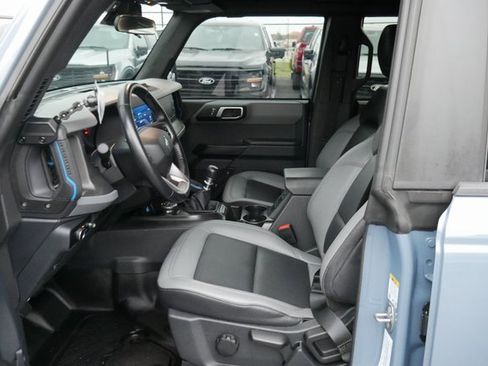 Used 2024 Ford Bronco Black Diamond image 2