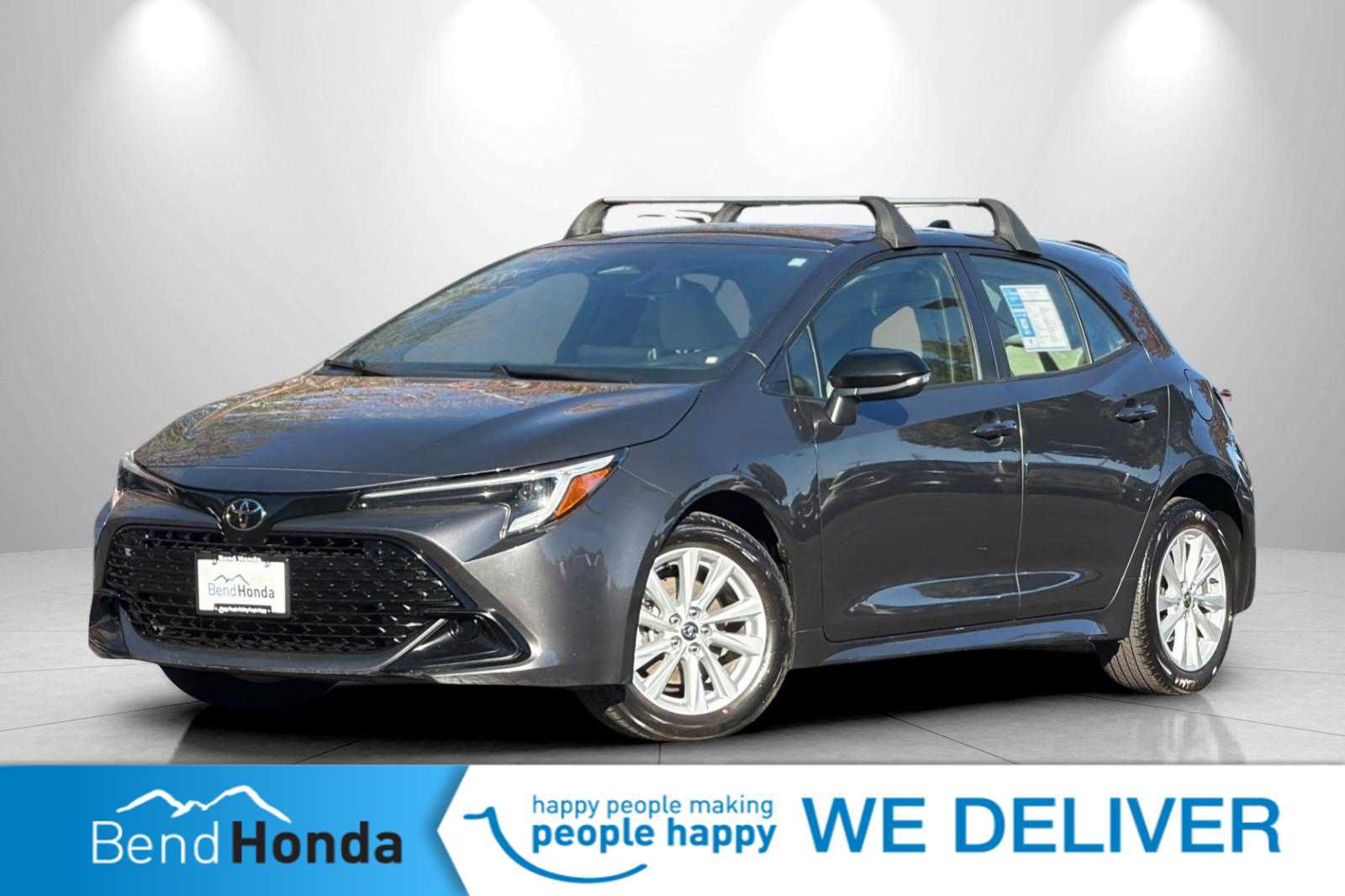 Used 2026 Toyota Corolla SE FWD image 1