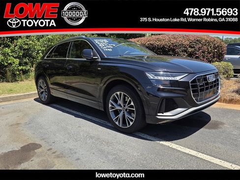 Used 2021 Audi Q8 Premium Plus w/ Premium Plus Package AWD/4WD image 1