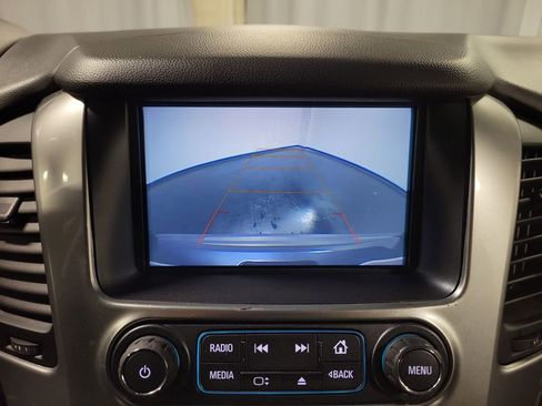 Used 2019 Chevrolet Tahoe LS image 17