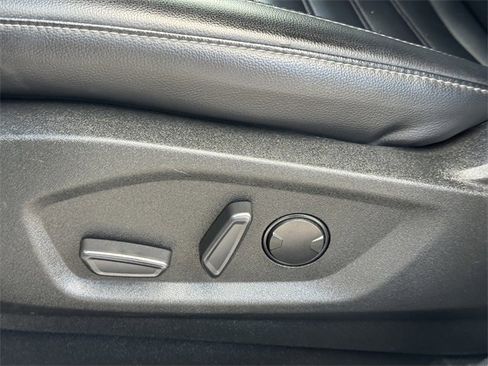 Used 2022 Ford Edge SEL image 27