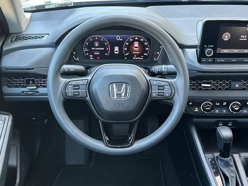 Certified 2025 Honda Accord SE image 15