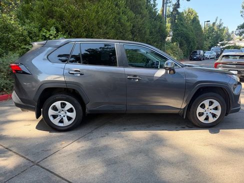 Used 2025 Toyota RAV4 LE AWD/4WD image 2
