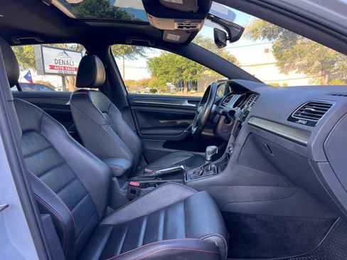 Used 2021 Volkswagen GTI SE FWD image 26