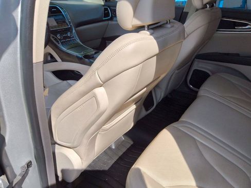 Used 2019 Lincoln Nautilus Reserve w/ Cargo Utility Package FWD image 21