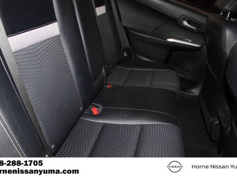 Used 2014 Toyota Camry SE w/ Moonroof Package FWD image 7