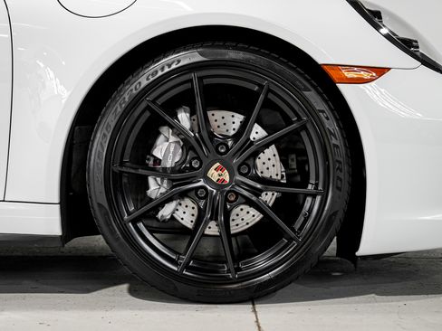 Used 2017 Porsche 911 Targa 4 image 75