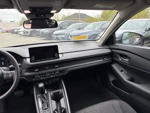 Used 2024 Honda Accord EX image 33