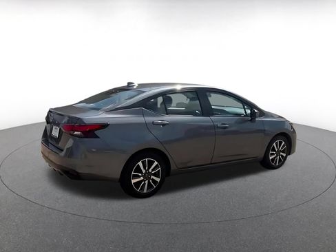 Used 2025 Nissan Versa SV FWD image 14