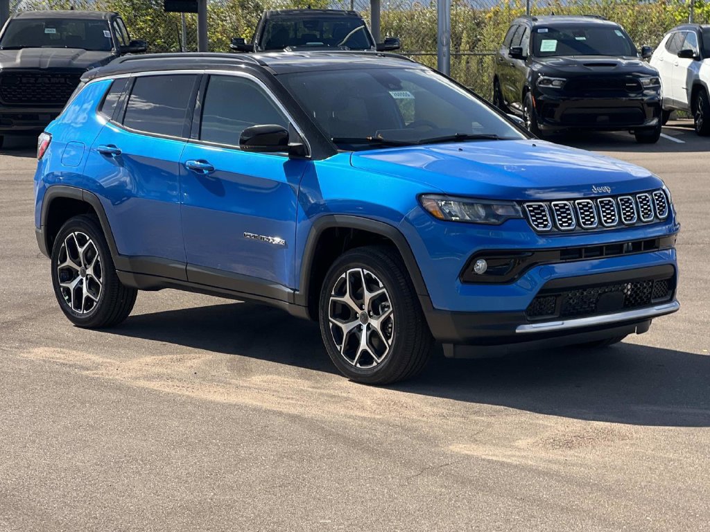 Used 2026 Jeep Compass Limited AWD/4WD image 8