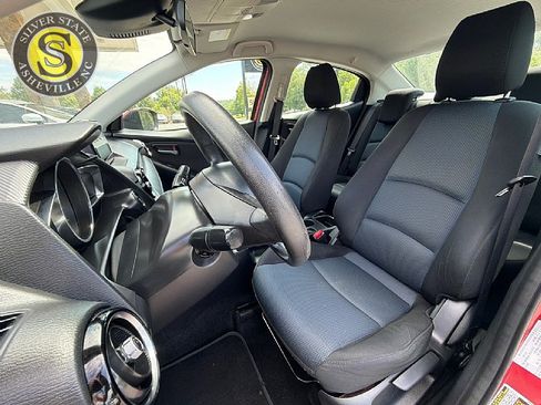 Used 2016 Scion iA FWD image 12