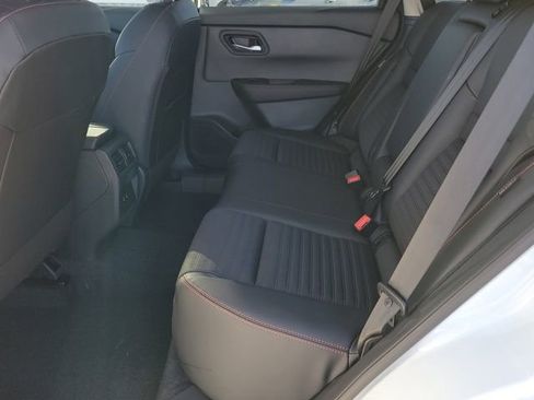 New 2026 Nissan Rogue SV image 7