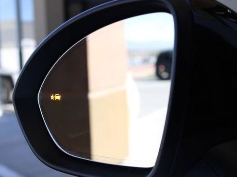 Used 2025 Buick Envision Sport Touring image 29