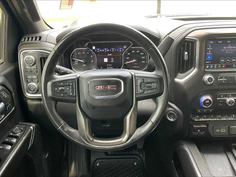 Used 2021 GMC Sierra 1500 AT4 w/ AT4 Value Package AWD/4WD image 6