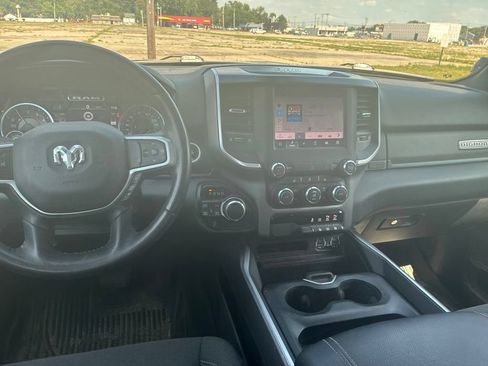 Used 2022 RAM 1500 Big Horn AWD/4WD image 6