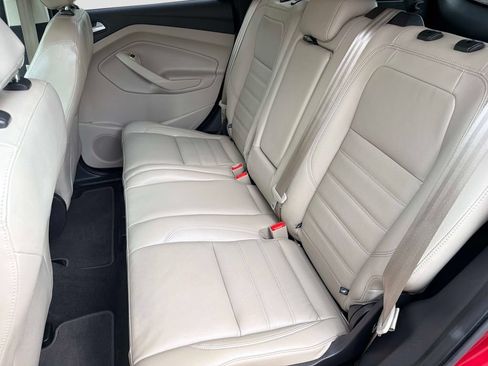 Used 2018 Ford Escape SEL w/ Ford Safe & Smart Package FWD image 14