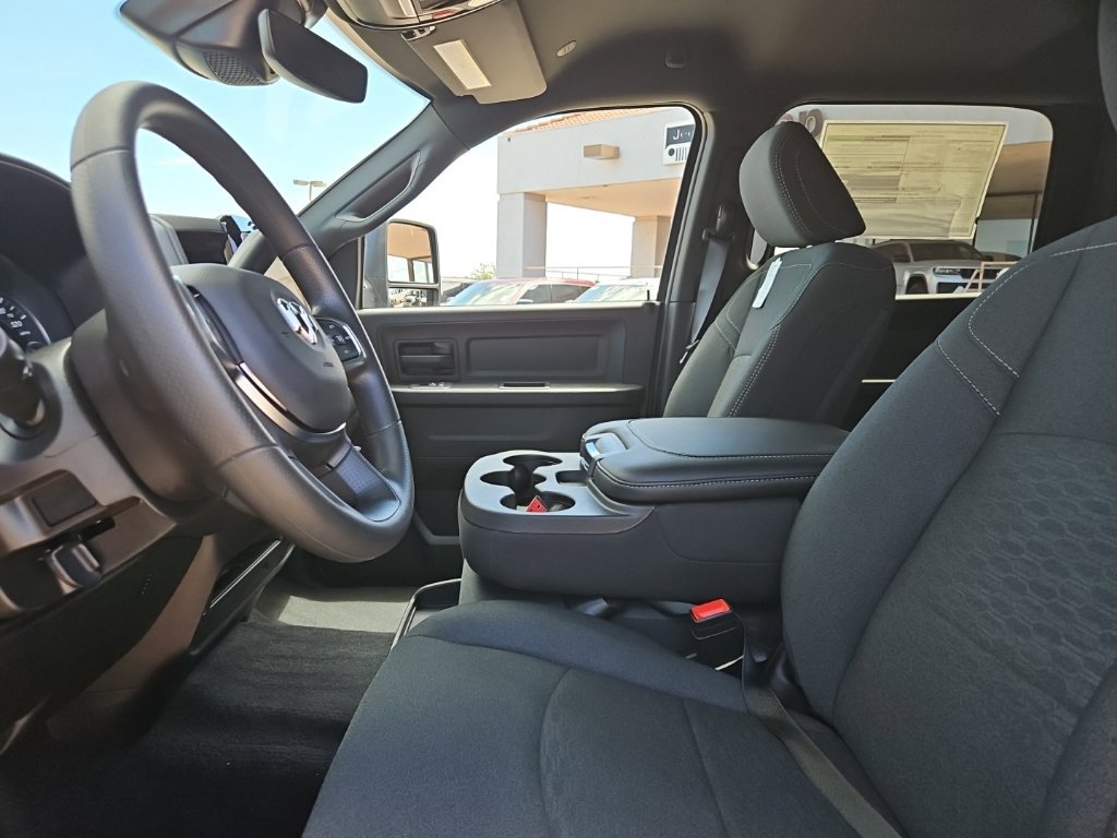 New 2026 RAM 3500 Tradesman AWD/4WD image 18