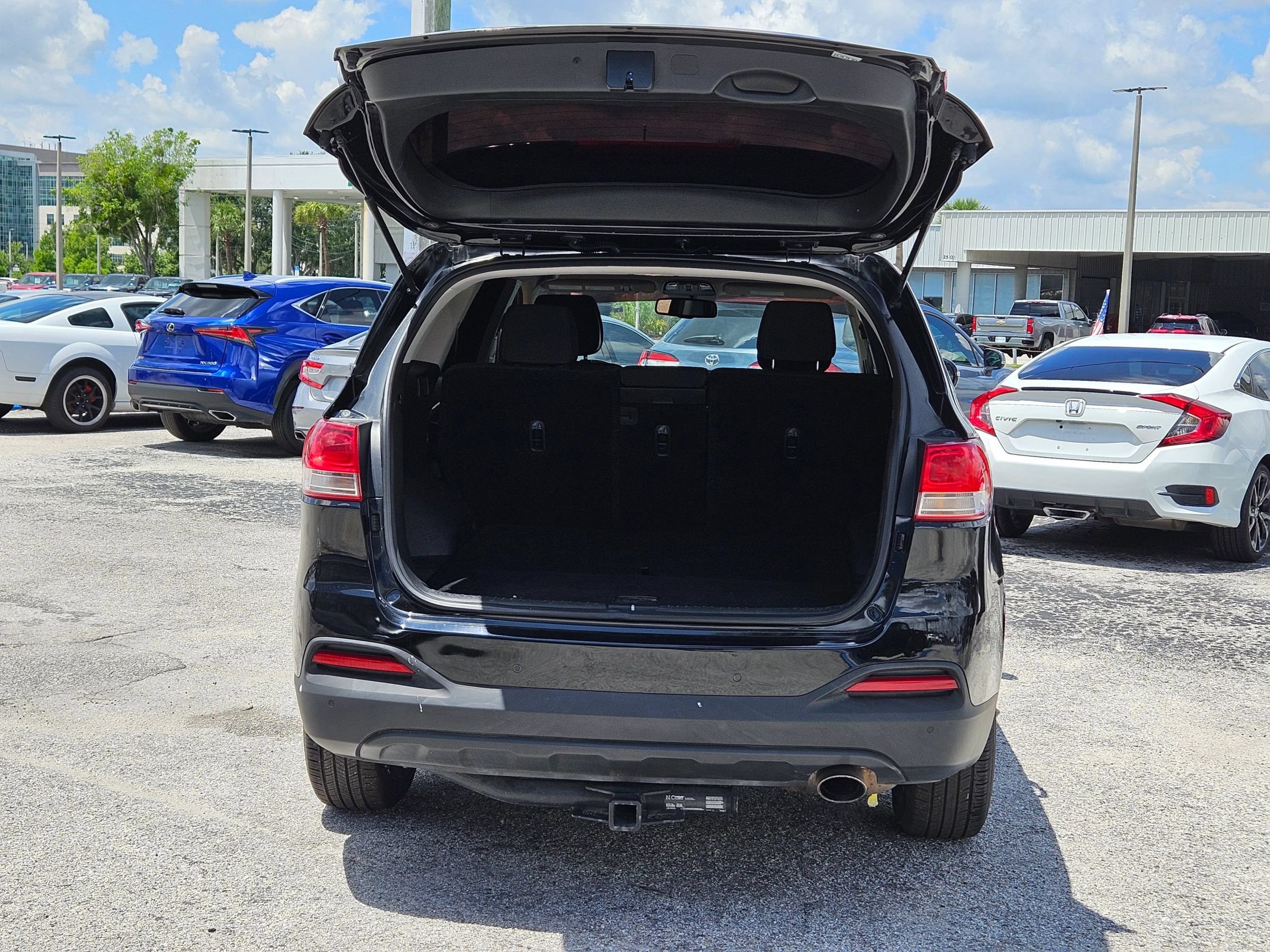 Used 2016 Kia Sorento FWD w/ LX Convenience Package image 11