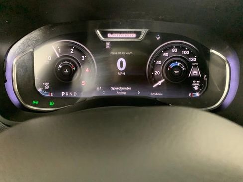Used 2025 RAM 3500 Laramie AWD/4WD image 22