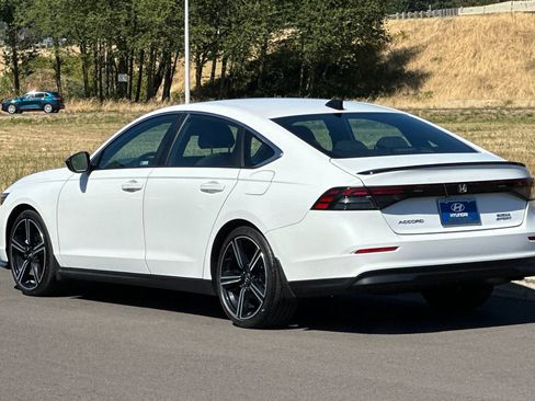 Used 2023 Honda Accord Sport image 5