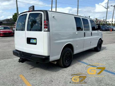 Used 2005 Chevrolet Express 1500 RWD image 4