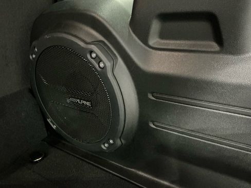 Used 2022 Jeep Wrangler Unlimited Sahara image 11