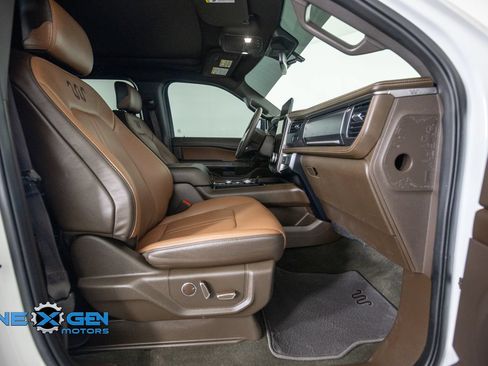Used 2024 Ford Expedition Max King Ranch AWD/4WD image 44
