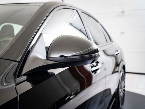 Certified 2024 Mercedes-Benz C 300 4MATIC Sedan w/ AMG Line w/ Night Package image 15