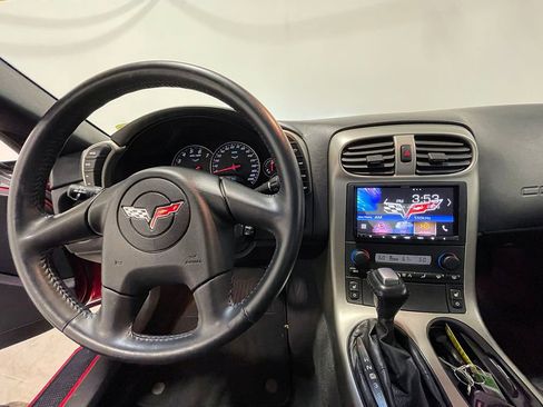 Used 2005 Chevrolet Corvette Coupe w/ Preferred Equipment Group RWD image 70