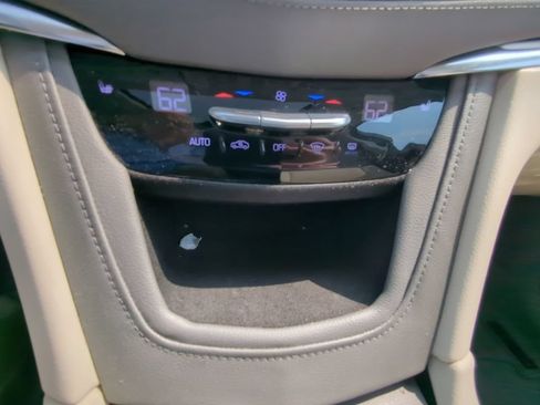 Used 2017 Cadillac XT5 Luxury w/ Driver Awareness Package FWD image 17
