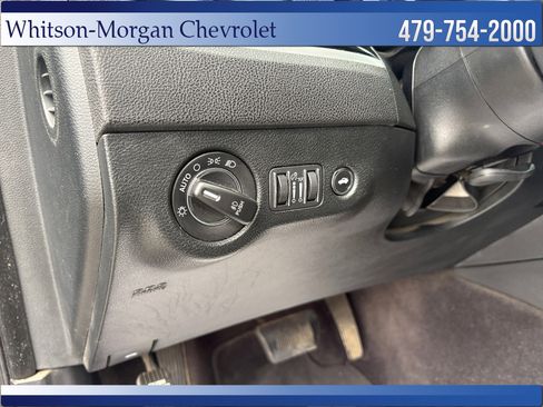 Used 2018 Chrysler 300 S RWD image 17