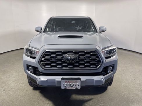 Used 2021 Toyota Tacoma TRD Sport w/ Technology Package image 8