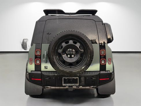 New 2026 Land Rover Defender 110 Trophy Edition AWD/4WD image 4