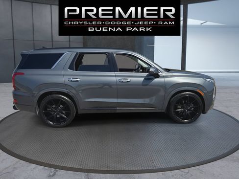 Used 2022 Hyundai Palisade Calligraphy w/ Winter Package FWD image 10