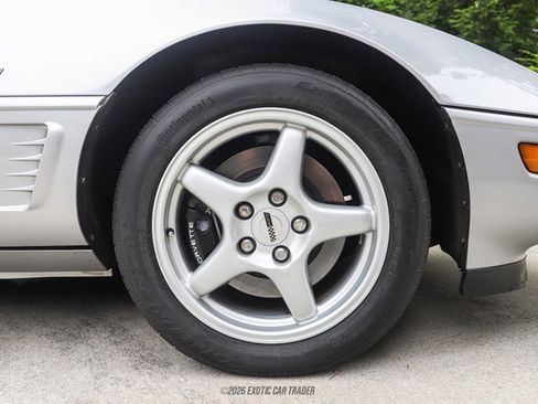 Used 1996 Chevrolet Corvette Convertible RWD image 85