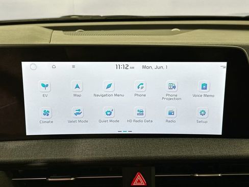 Used 2024 Kia EV6 Wind w/ Wind Technology Package AWD/4WD image 12