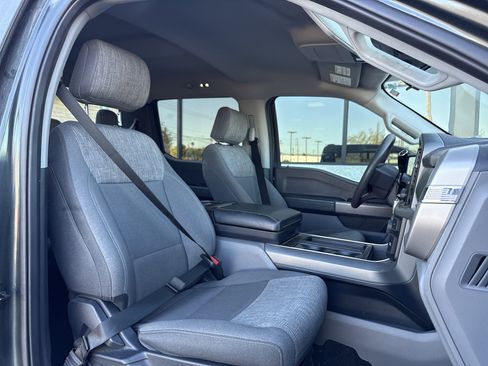 Used 2021 Ford F150 XLT w/ Trailer Tow Package image 31