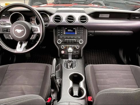 Used 2015 Ford Mustang Coupe RWD image 7