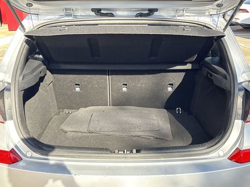 Used 2018 Hyundai Elantra GT w/ Style Package 02 image 18