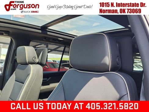 New 2026 GMC Yukon Elevation w/ Elevation Premium Package AWD/4WD image 16
